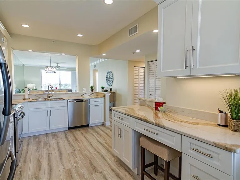 7974 Sailboat Key Blvd S #402 — Photo 23