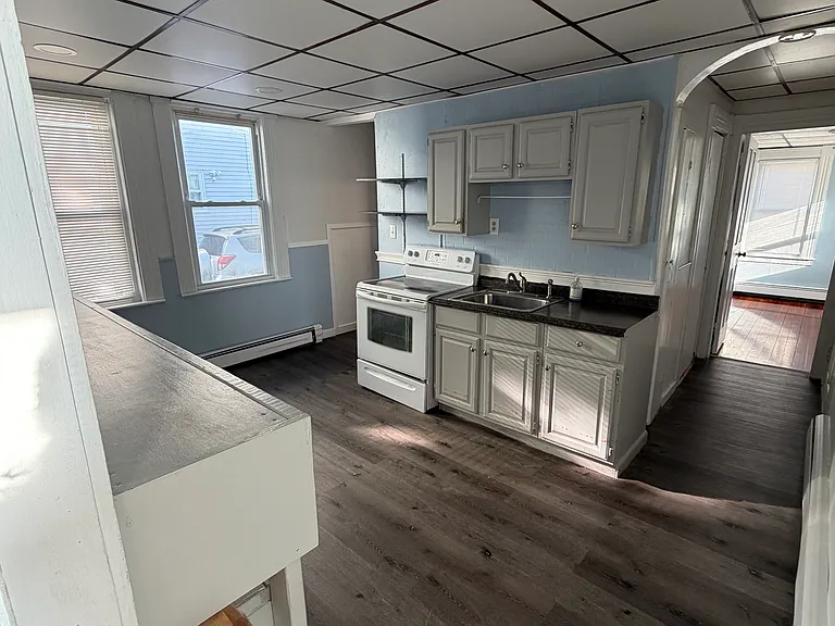 13 Abbott St #1 — Photo 7