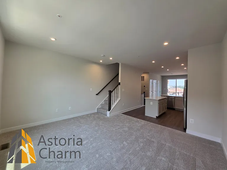 2928 Maisel St — Photo 12