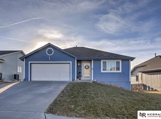 8535 Sheffield St, Omaha, NE 68122