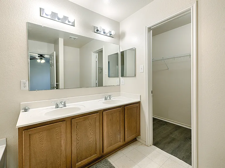 12988 Galaxy Dr — Photo 16