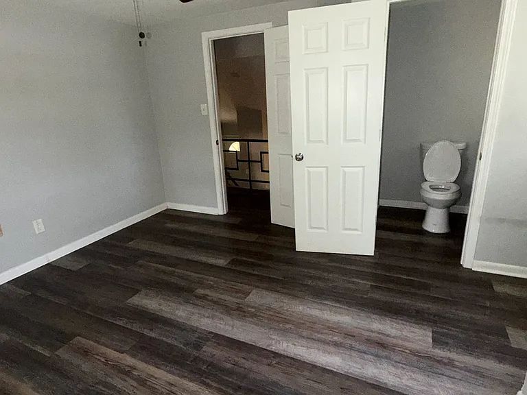 1403 Edgewood Dr — Photo 18