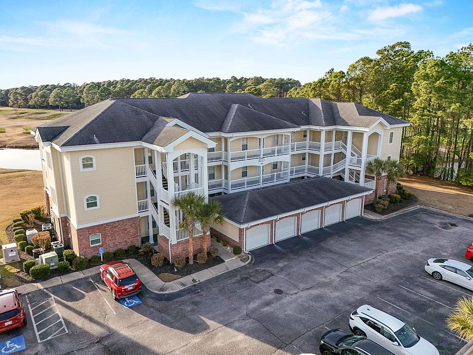 1st image of 4881 Dahlia Ct. #105