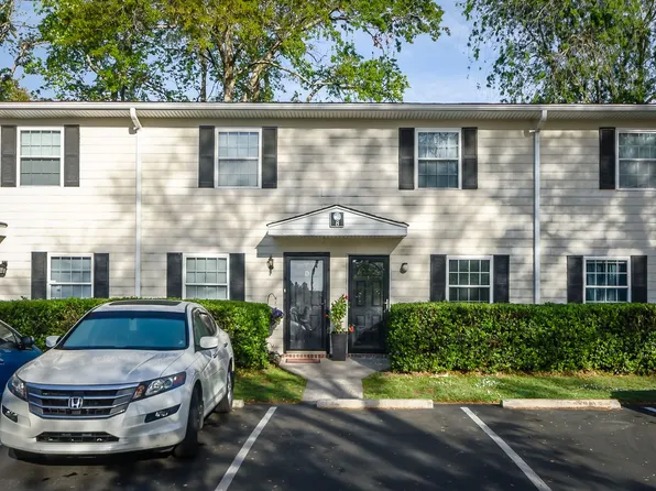 21 Rivers Point Row APT 8E, Charleston, SC 29412