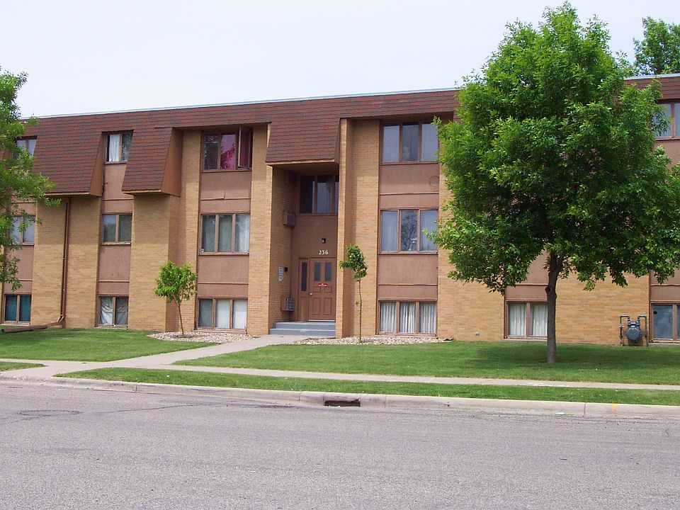 1st image of 236 12th St NE #303
