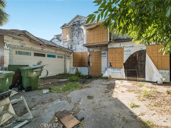 16113 Gledhill St, North Hills, CA 91343