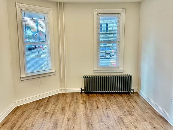 3rd image of 22-24 N Lincoln St