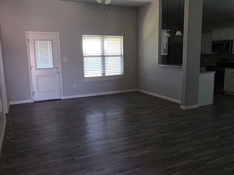 1831 Bandolero Rd — Photo 2