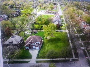 7785 Lasalle St W, Detroit, MI 48206
