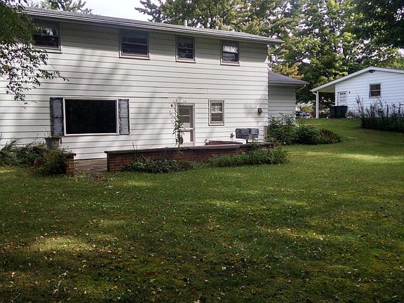 3rd image of 108 Doverdale Ln