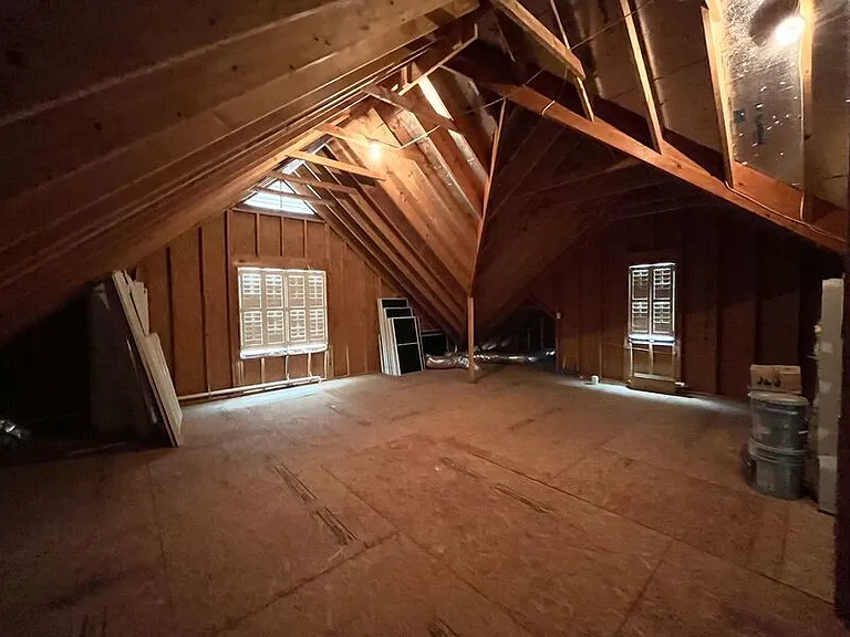535 Guilford Cir — Photo 47