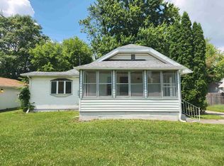 3015 Fairview St, Saginaw, MI 48601