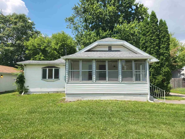 3015 Fairview St, Saginaw, MI 48601