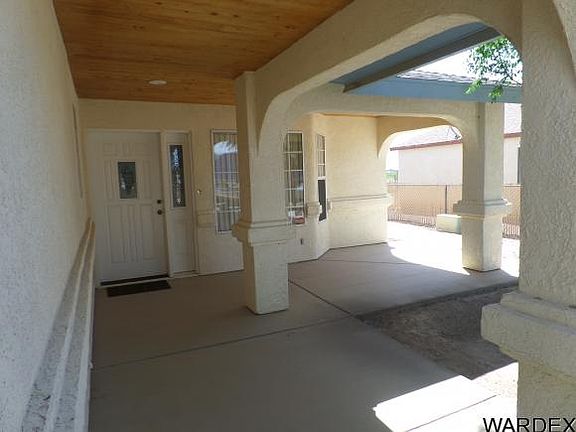 3rd image of 8100 S Carob Dr