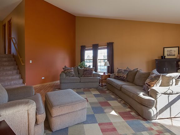 2nd image of 2609 Heritage Lake Dr