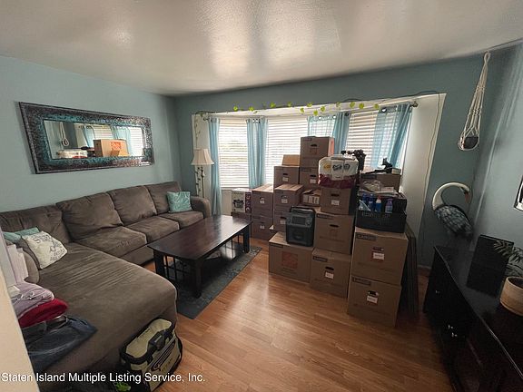 2nd image of 603 Klondike Ave