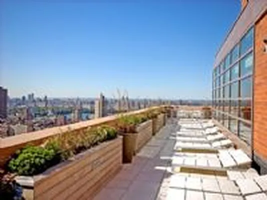 Sold by Corcoran | media 15