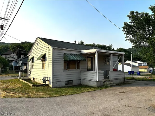 1611 Pennsylvania Ave, East Liverpool, OH 43920