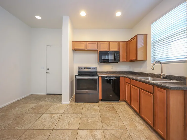 7444 S Salt Water Dr — Photo 5