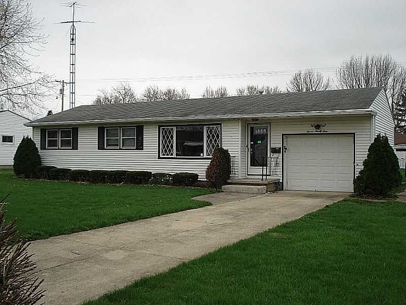1st image of 791 Crescent Dr