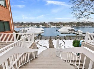 15 River Rd UNIT 210, Cos Cob, CT 06807