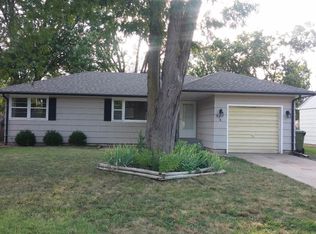 918 Kenison Rd, Salina, KS 67401