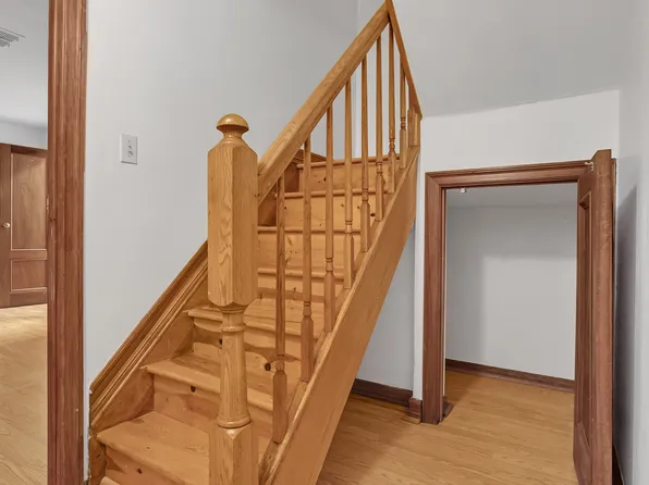 375 Lincoln Place image 6 of 16