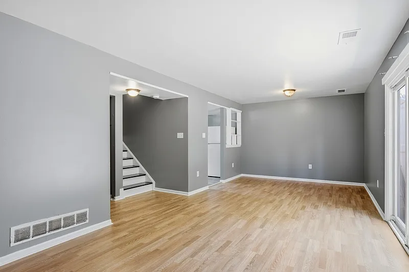 3 bed, 1.5 bath, 1500 sqft, $2,500 — Photo 4