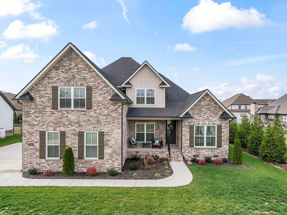 1st image of 2706 Congress Dr