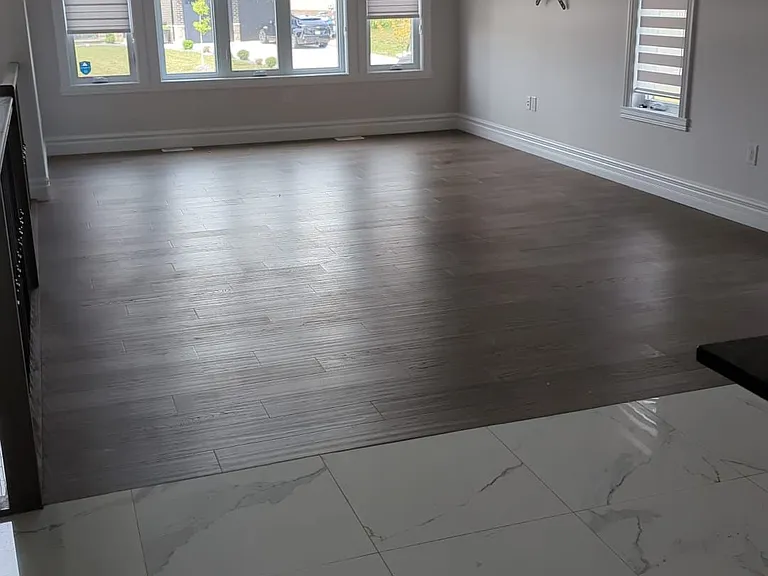 41 Kingsbridge Dr — Photo 7