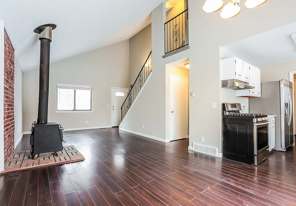 1st image of 377 Hound Run Pl APT 644S