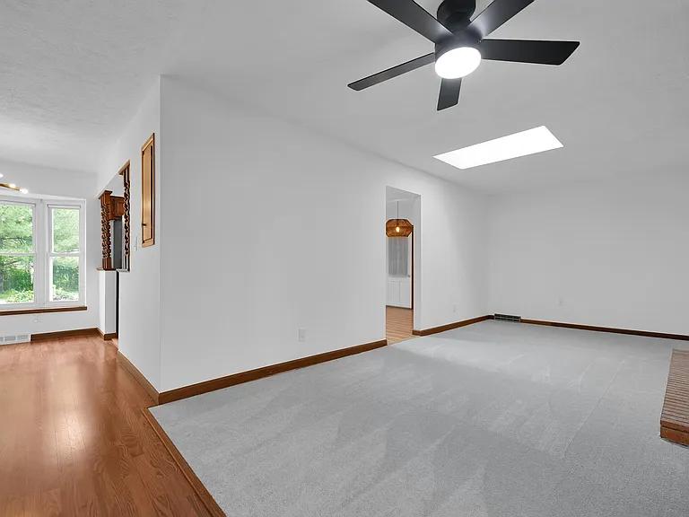760 Drummond Ct — Photo 3
