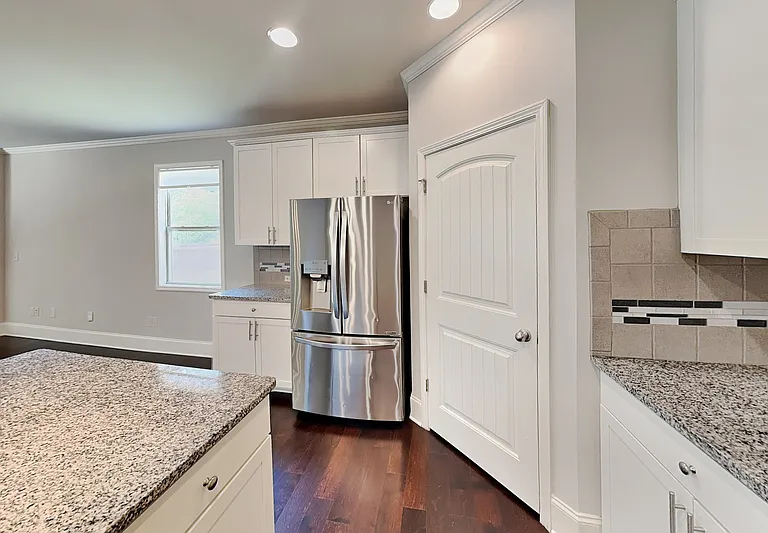 2099 Apple Orchard Way — Photo 4