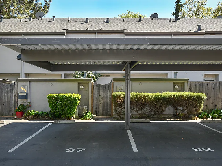 3636 Shelter Creek Dr — Photo 33