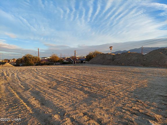 3rd image of 2515 Tovar Ln Lot 3