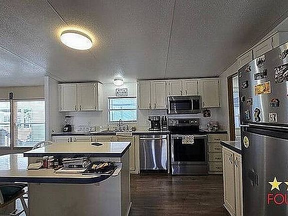 4th image of 5618 Rd Ave
