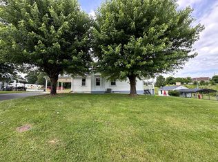 305 Trading Post Rd, Galax, VA 24333