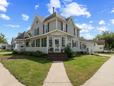 301 2nd Ave SE, Dyersville, IA, 52040