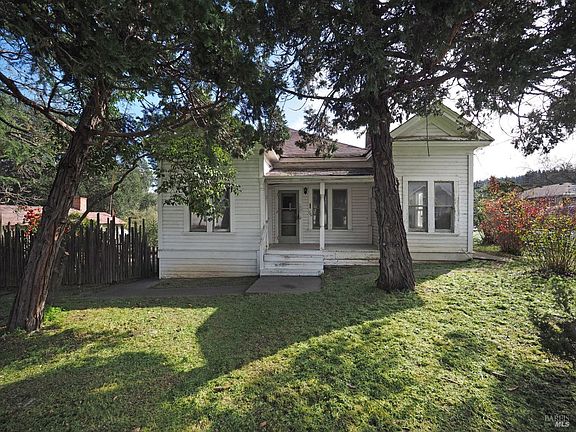 2nd image of 253 Merrill Street