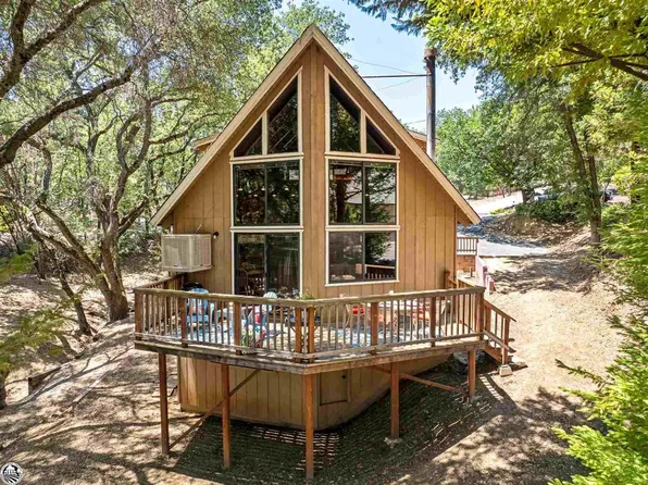 12775 Mount Jefferson St, Groveland, CA 95321