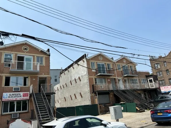 54 Vermont Street image 13 of 14