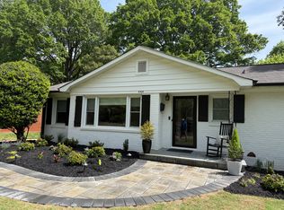 4309 Castlewood Rd, Charlotte, NC 28209
