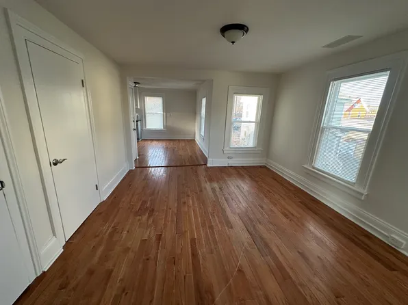 164 Hanover St Floor 2, Bridgeport, CT 06604