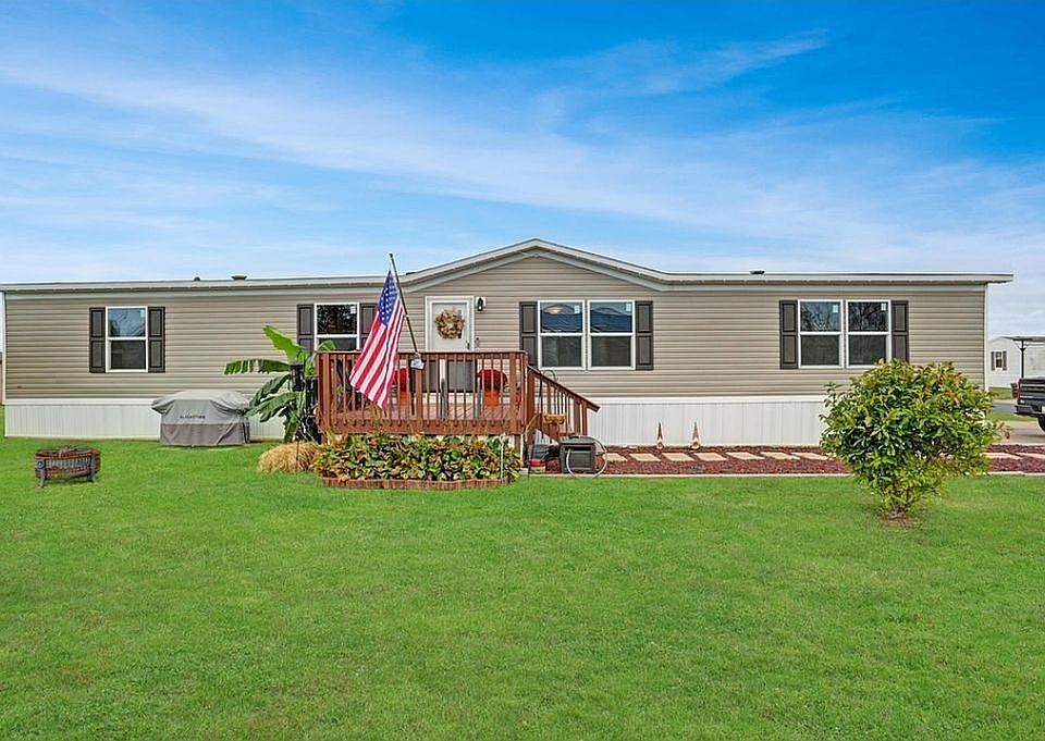 1st image of 2606 Poppy Hills Dr