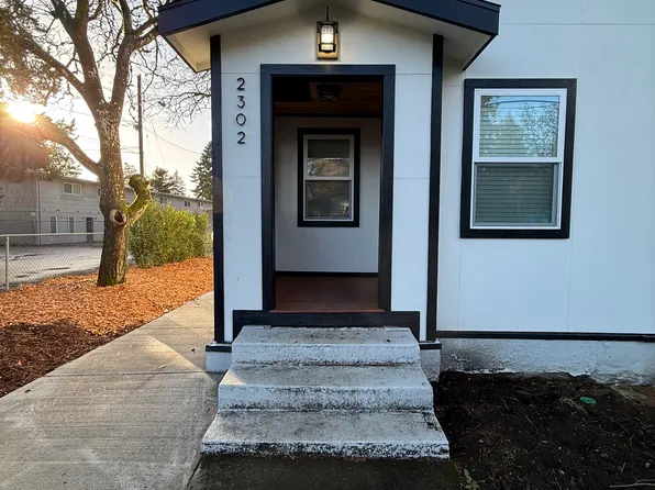 2302 Algona Dr, Vancouver, WA 98661