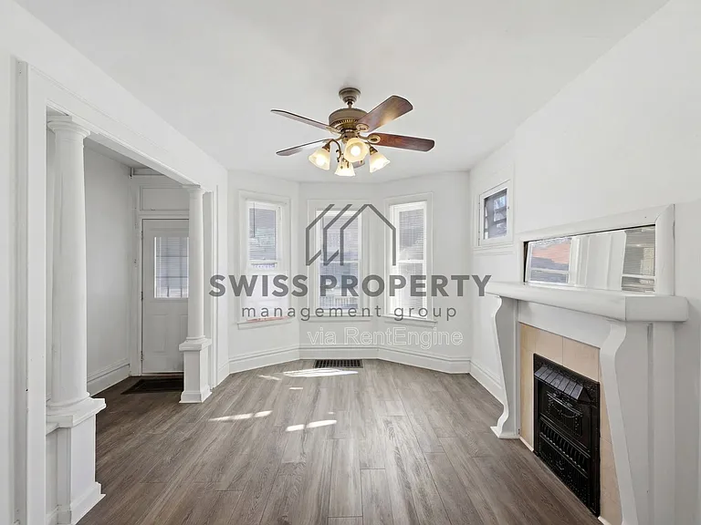 2209 Summit St — Photo 21