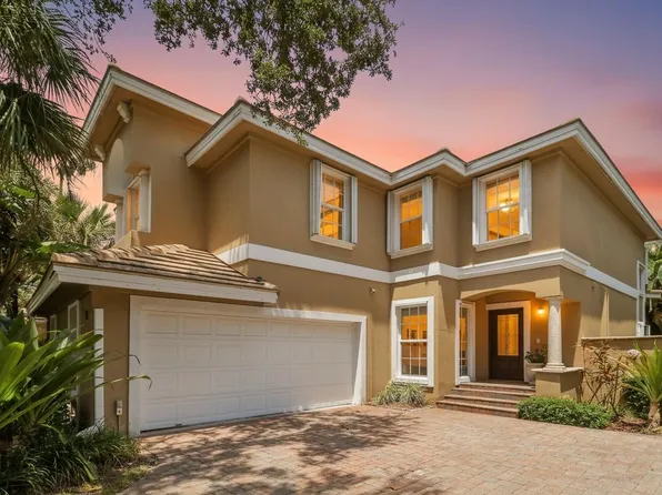12 Grand Bay Circle, Juno Beach, FL 33408