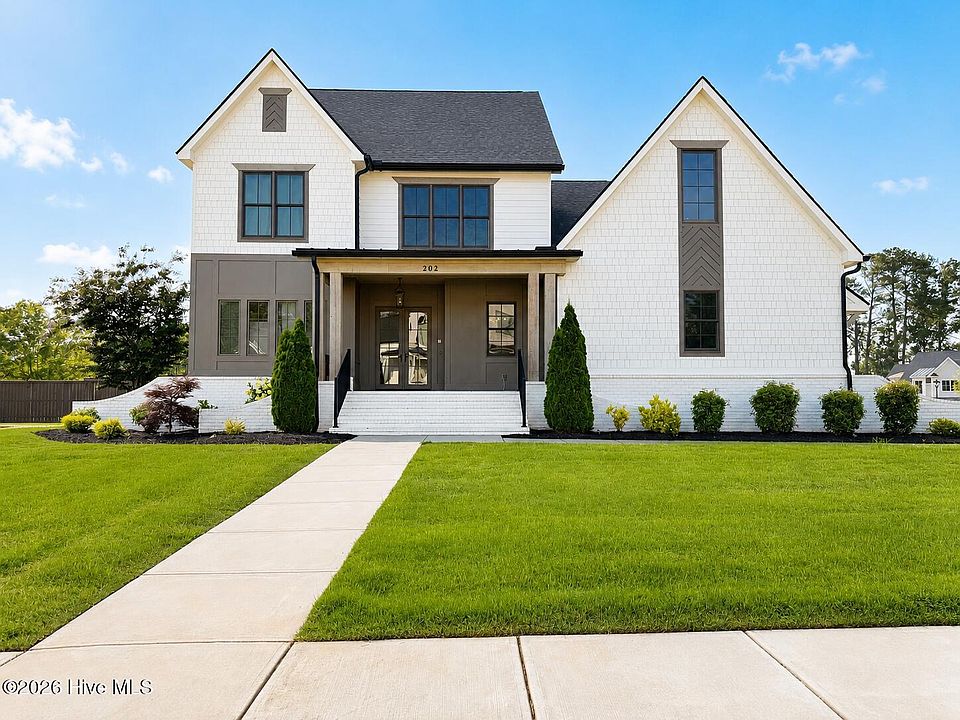 1st image of 202 Campanile Court