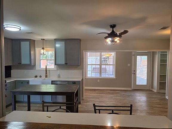 5th image of 162 Buford Rd W