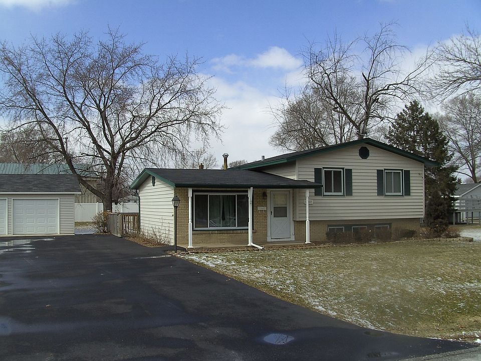 1st image of 17632 67th Ave